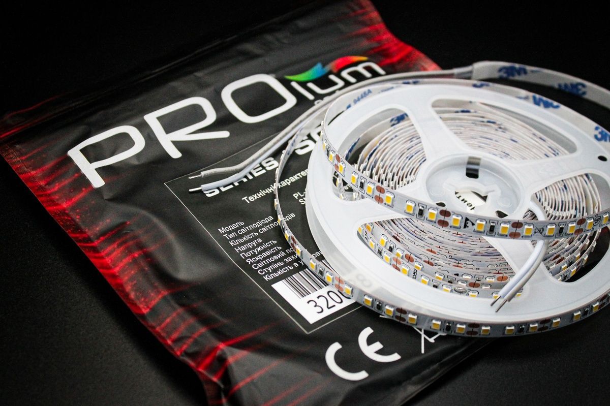 Світлодіодна LED стрічка PROLUM&trade; 12V; IP20; Series "SG" High Lumen 320127-S купити в Харкові, Україні: ціна, відгуки, характеристики