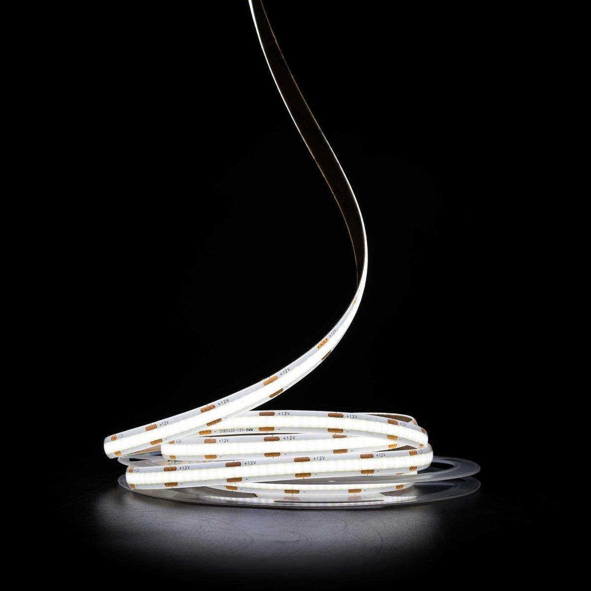 Світлодіодна стрічка СОВ PROLUM&trade; 12V; 320 LED; IP65; Series "SG" 320057 купити в Харкові, Україні: ціна, відгуки, характеристики