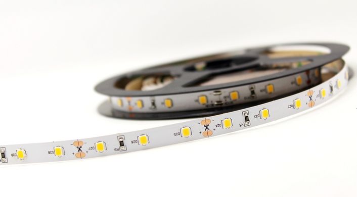 Світлодіодна LED стрічка PROLUM™ 12V; 2835\120; IP20; Series "S" 320021 купити в Харкові, Україні: ціна, відгуки, характеристики