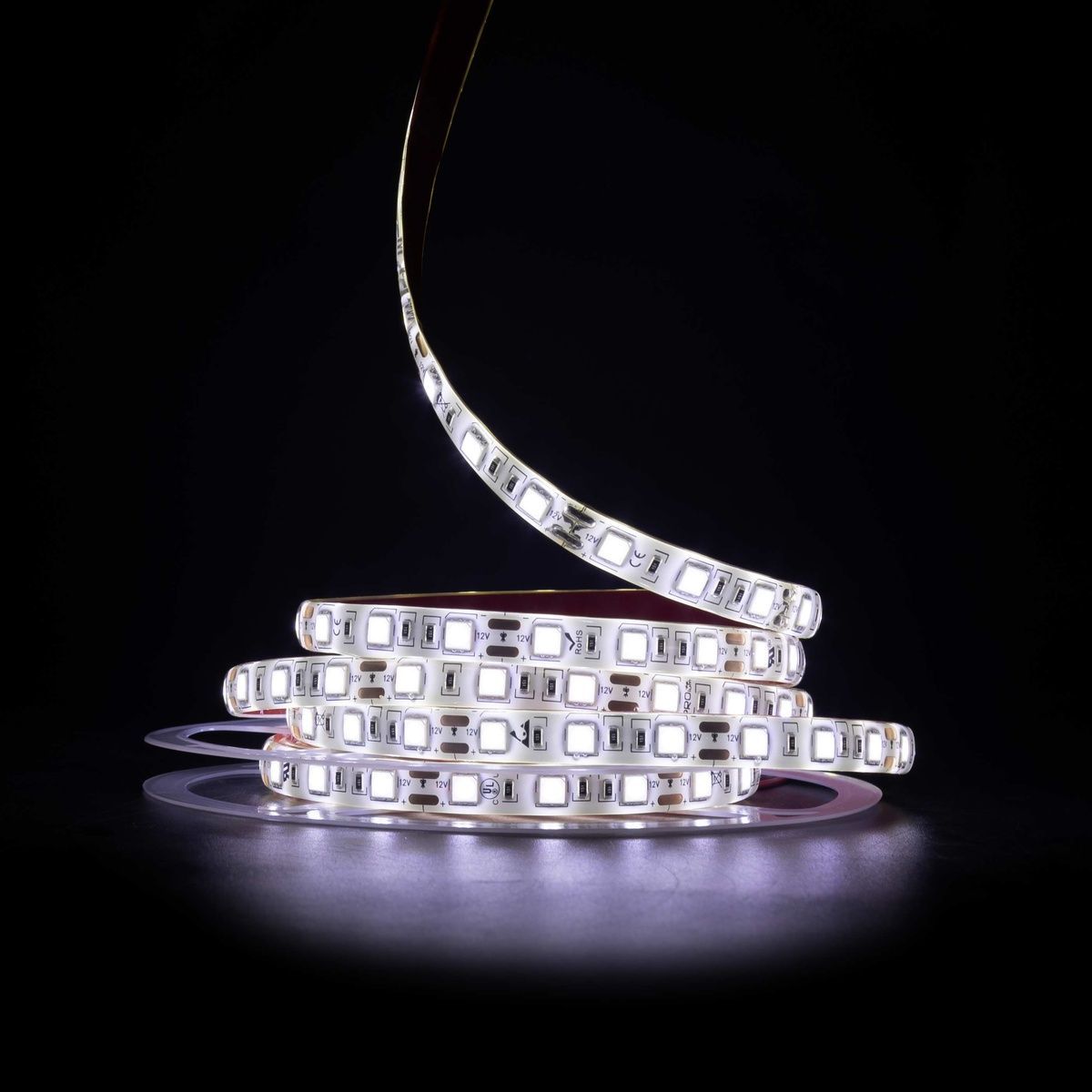 Світлодіодна LED стрічка PROLUM&trade; 12V; 5050\60; IP65; Series "SG" 320049 купити в Харкові, Україні: ціна, відгуки, характеристики