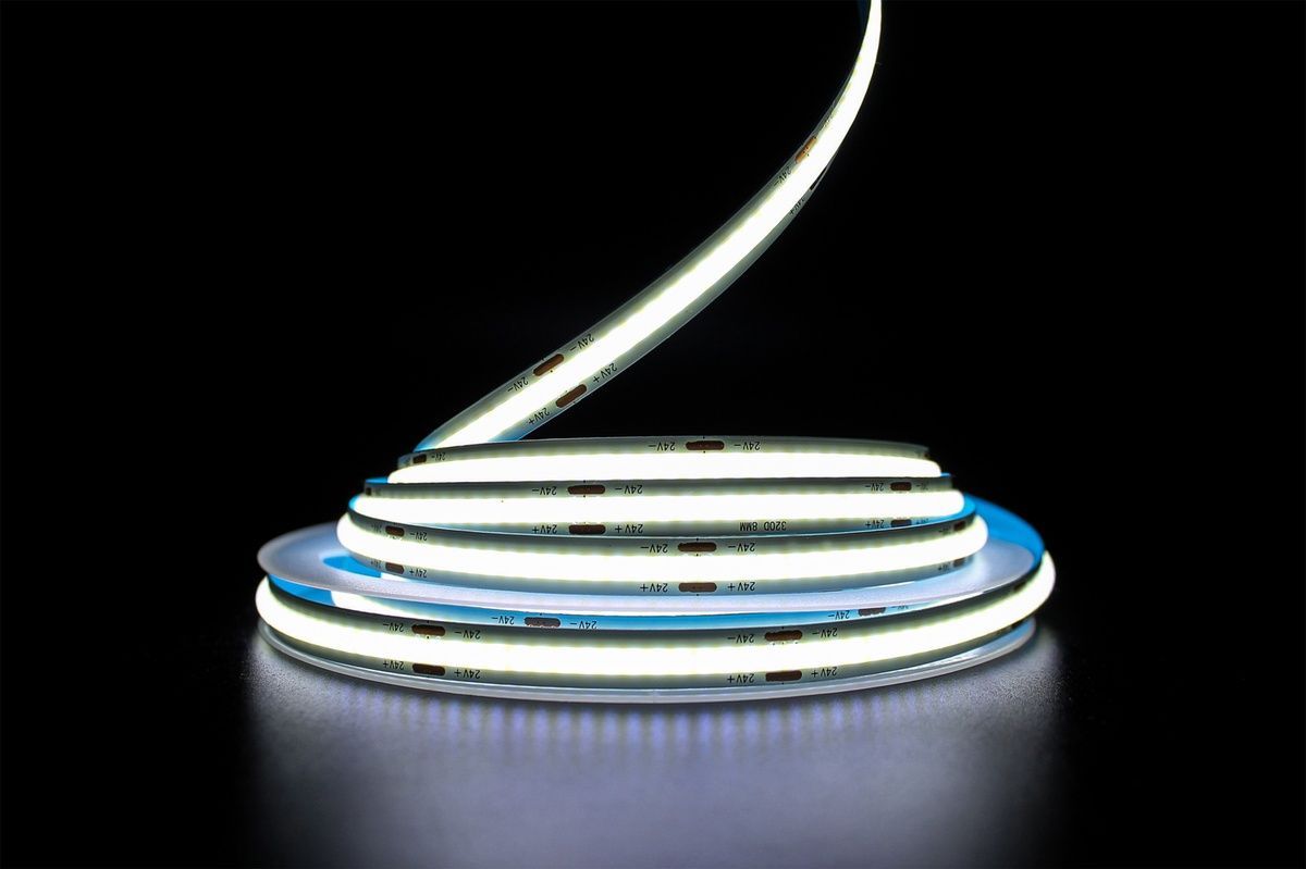 Светодиодная LED лента PROLUM&trade; 24V; СОВ; 320; LED; IP20; Series "S" 350060 купить в Харькове, Украине: цена, отзывы, характеристики