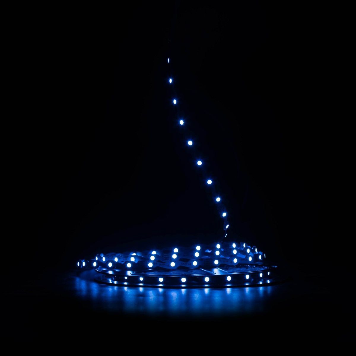 Світлодіодна LED стрічка PROLUM&trade; 12V; IP20; 3535\60; 6ММ; S-TYPE; Series "S" 320135-S купити в Харкові, Україні: ціна, відгуки, характеристики